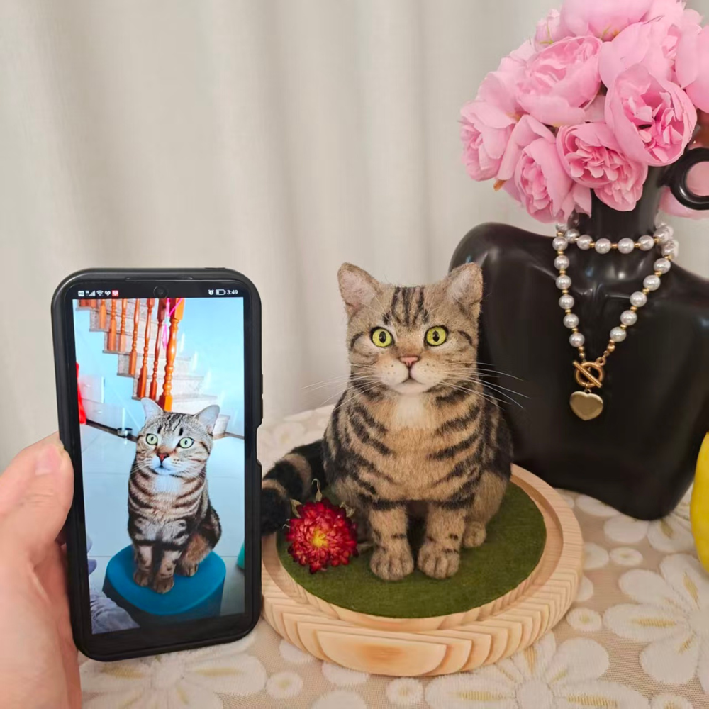 Custom Needle-Felted Pet Cat Replica | Handmade from Your Pet’s Photo